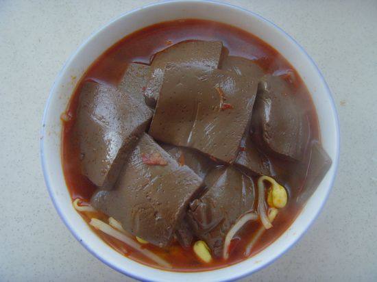 Tempting Taste Buds - Steps for Making Duck Blood in Chili Sauce