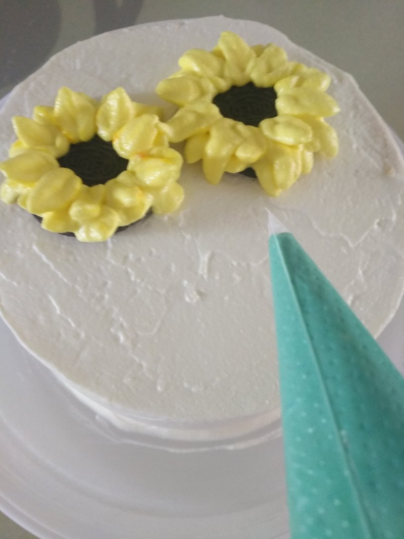 Sunflower Cream Cake Making Steps