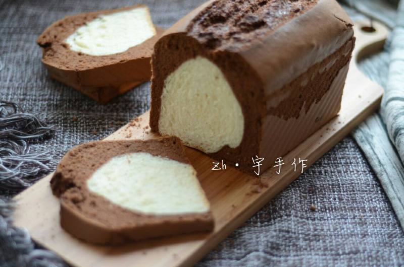 Steps for Making Black Diamond Toast Cake