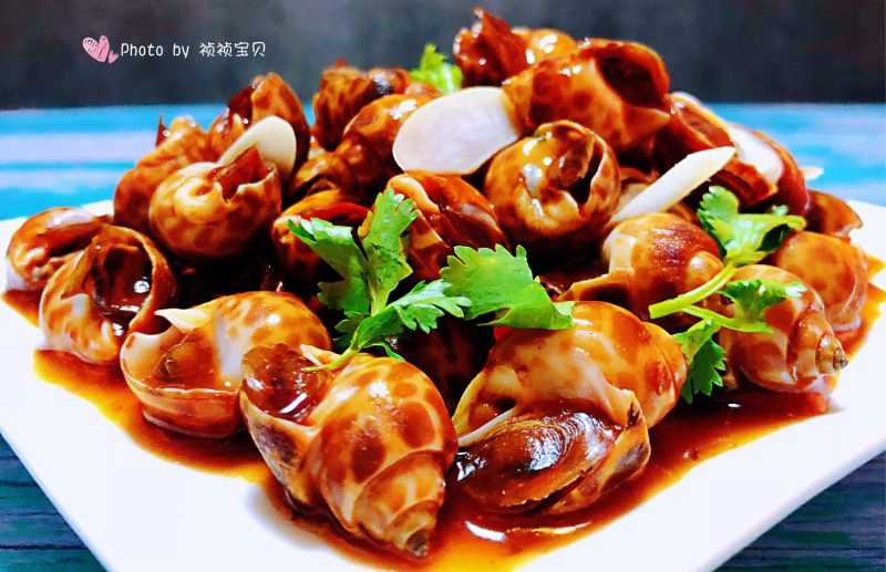 Spicy Stir-Fried Snails