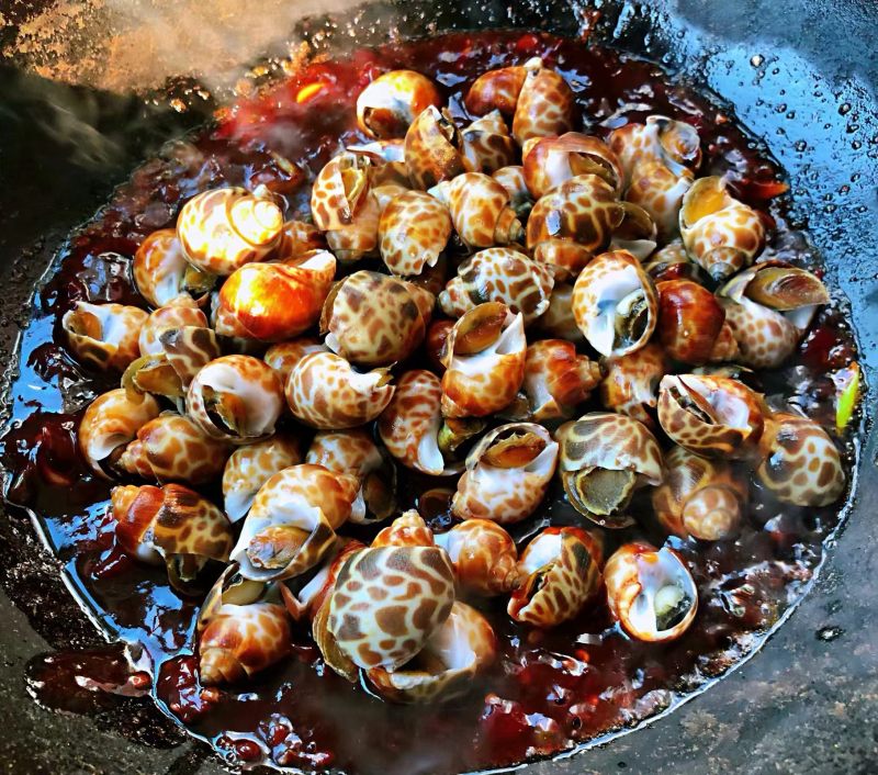 Steps for Making Spicy Stir-Fried Snails