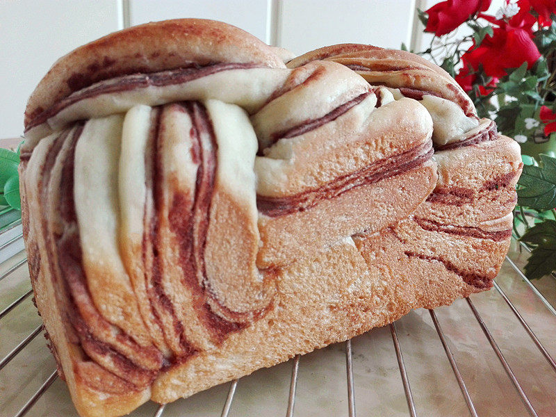 Steps for making Coconut Red Bean Toast