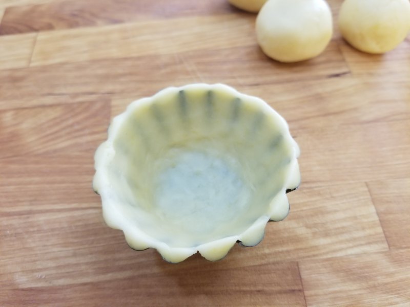 Steps for Making Egg Tarts