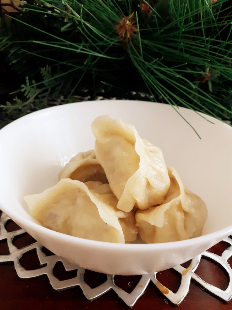 Spicy Radish Steamed Dumplings