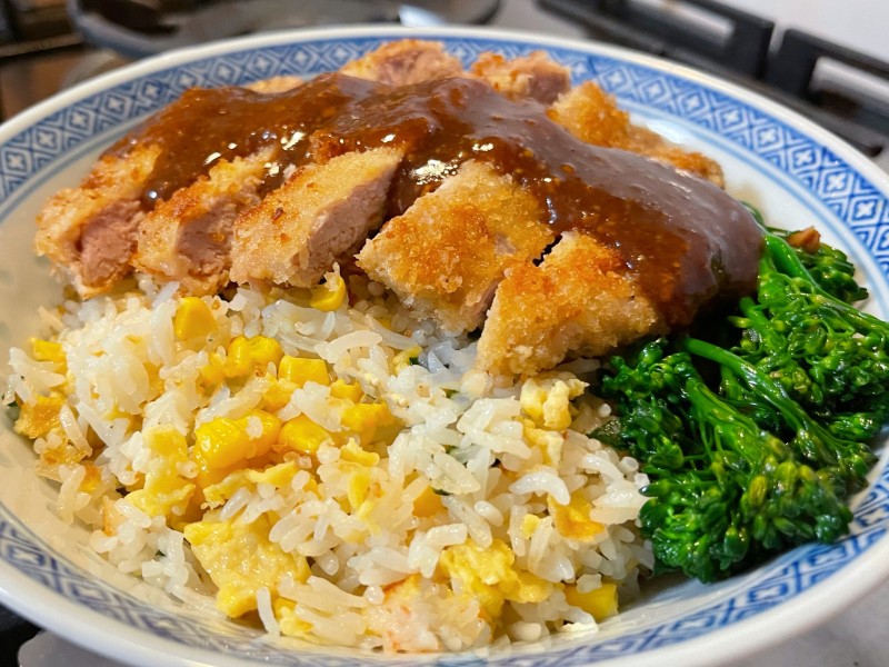 Steps for Cooking Black Pepper Pork Chop Rice