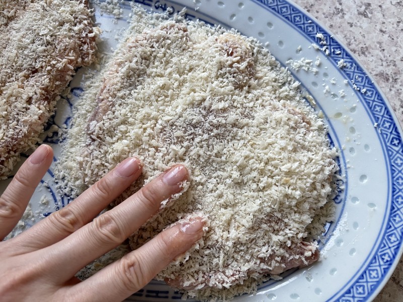 Steps for Cooking Black Pepper Pork Chop Rice