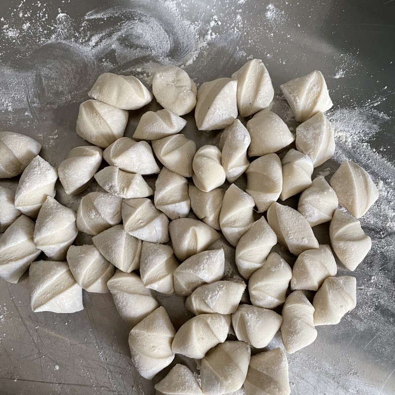 Steps for Cooking Huixiang Chicken Egg Dumplings