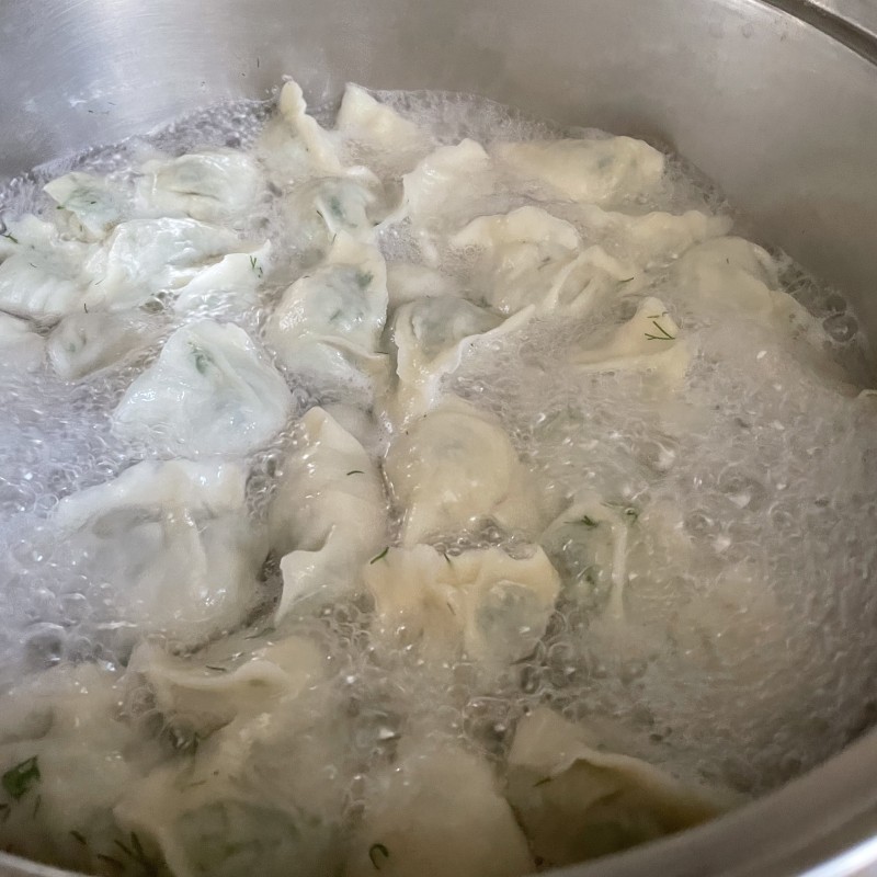 Steps for Cooking Huixiang Chicken Egg Dumplings