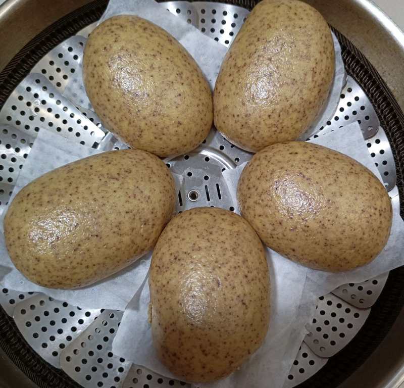 Corn and Black Bean Steamed Buns