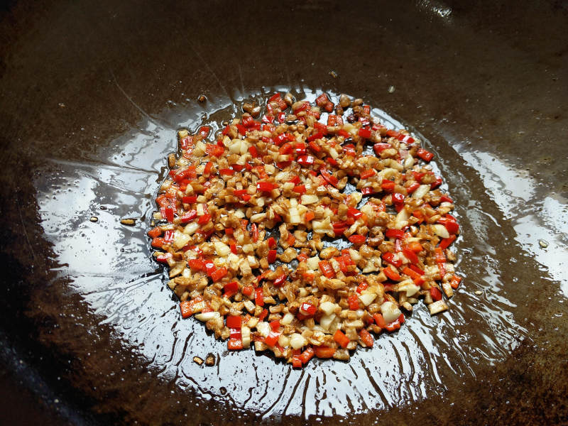 Steps to Make Radish and Egg Fried Rice