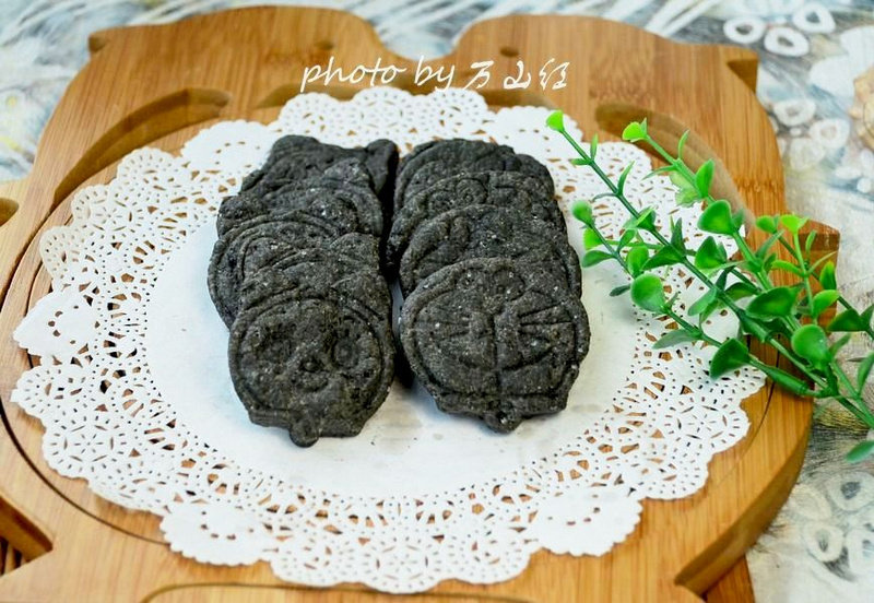 Black Sesame Salted Biscuits