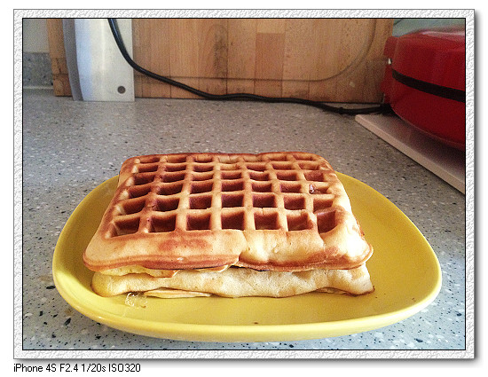 Grid Temptation - Waffle (Baking Powder Version, 2 Waffles) Making Steps