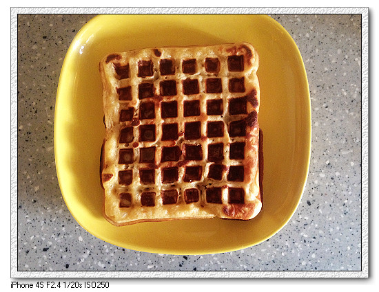 Grid Temptation - Waffle (Baking Powder Version, 2 Waffles) Making Steps