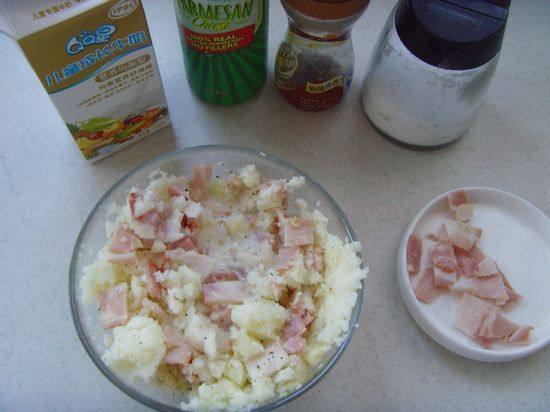 Step-by-Step Instructions for Making Bacon Mashed Potato Muffins