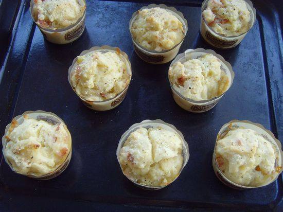 Step-by-Step Instructions for Making Bacon Mashed Potato Muffins