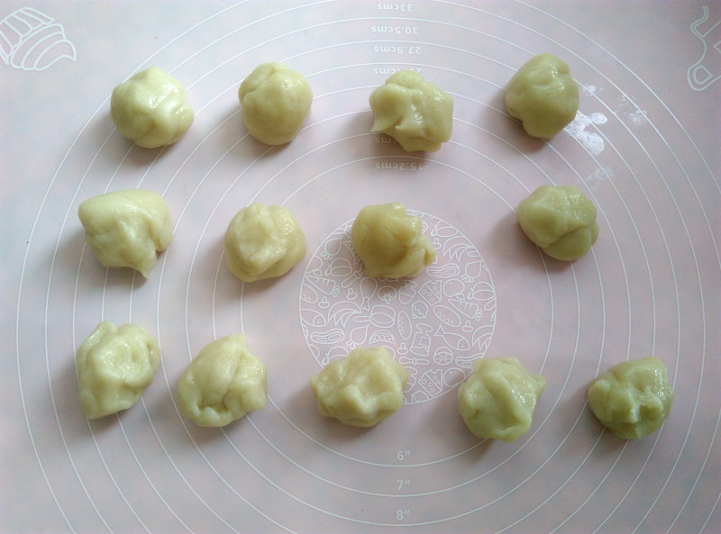 Steps to Make White Jade Ice Skin Mooncake