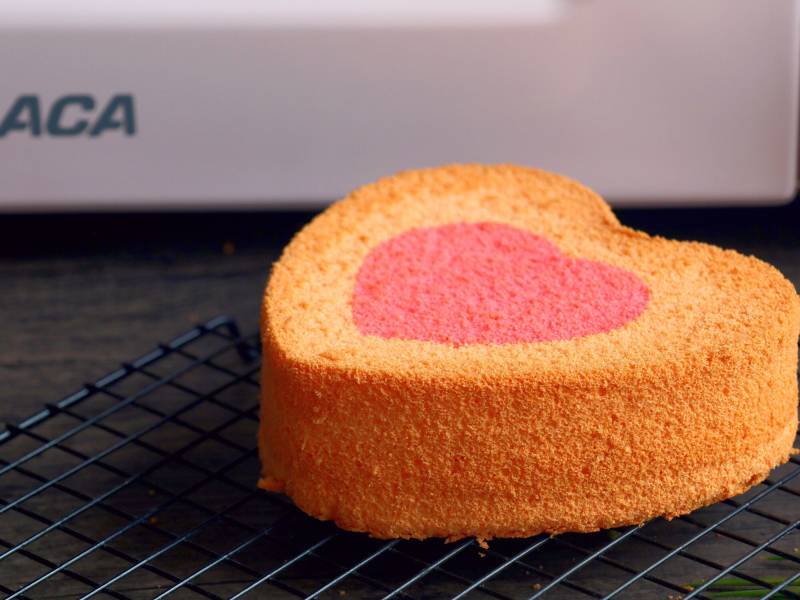 Chiffon Heart-Shaped Cake