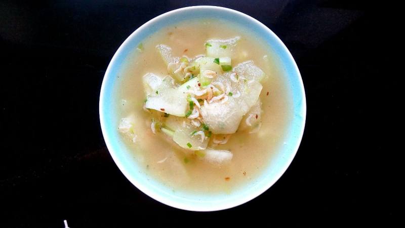 Steps for Cooking Shrimp and Winter Melon Soup