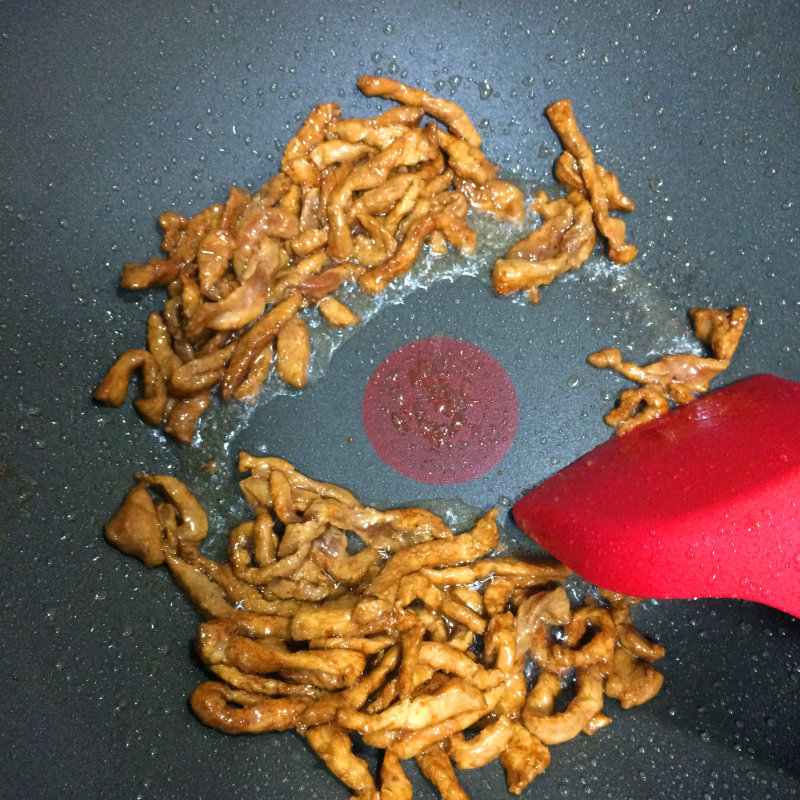 Authentic and Delicious Fish-flavored Shredded Pork Step by Step