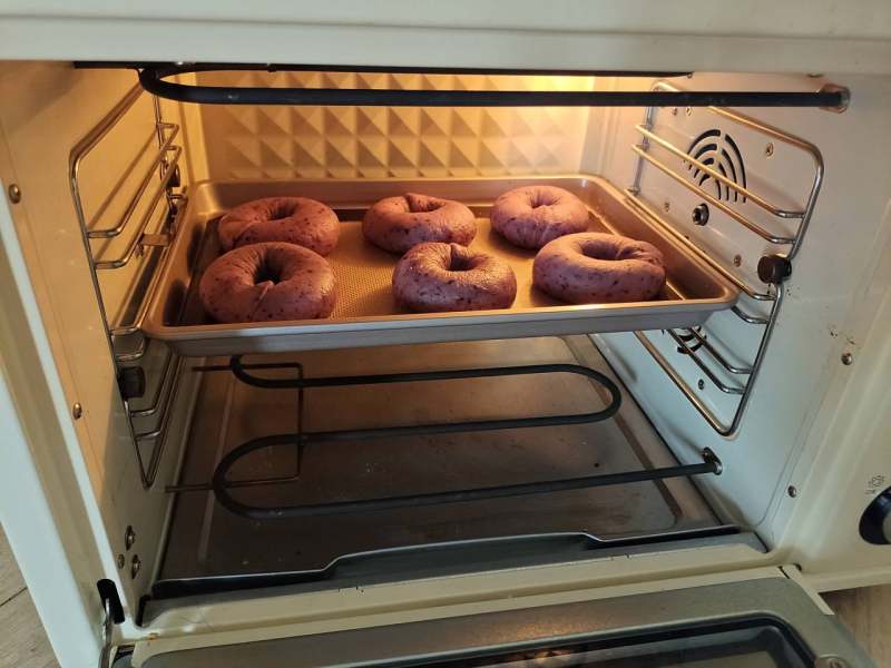 Steps to Make Blueberry Bagels