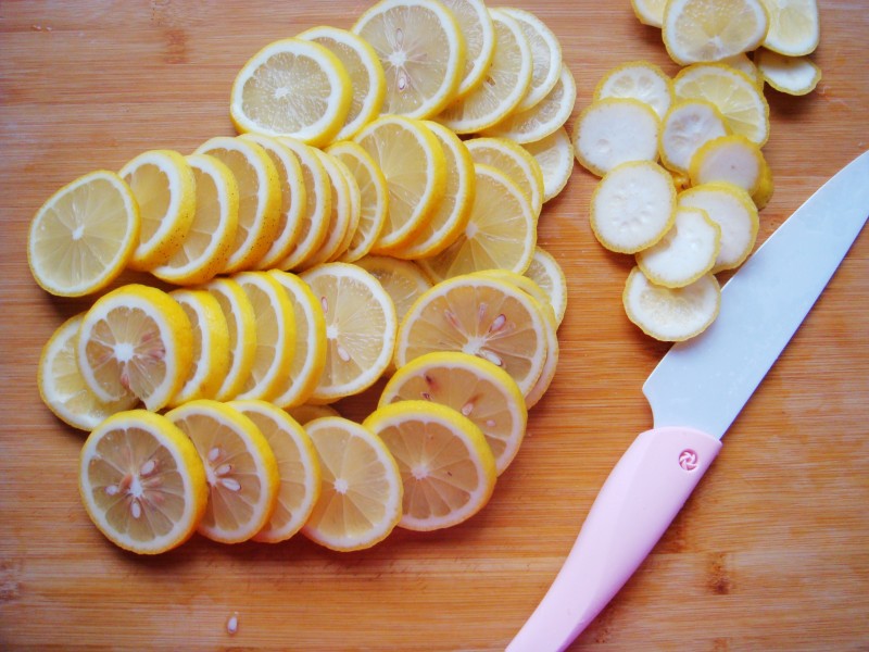 Steps for Making Lemon Paste [Rice Cooker Version]