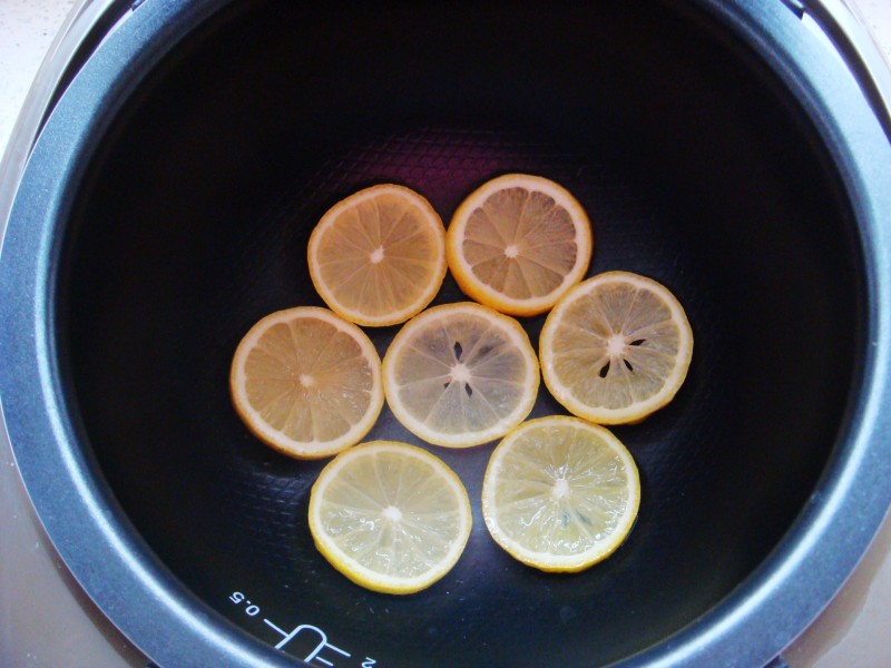 Steps for Making Lemon Paste [Rice Cooker Version]