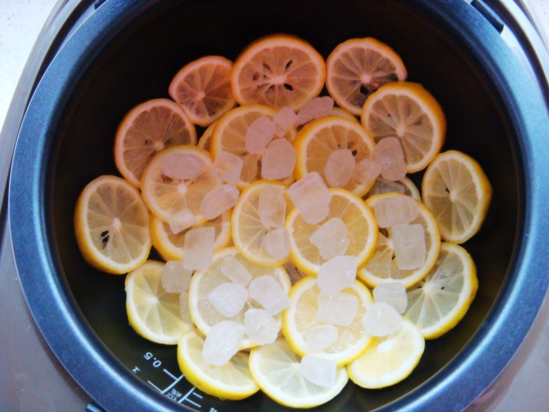 Steps for Making Lemon Paste [Rice Cooker Version]