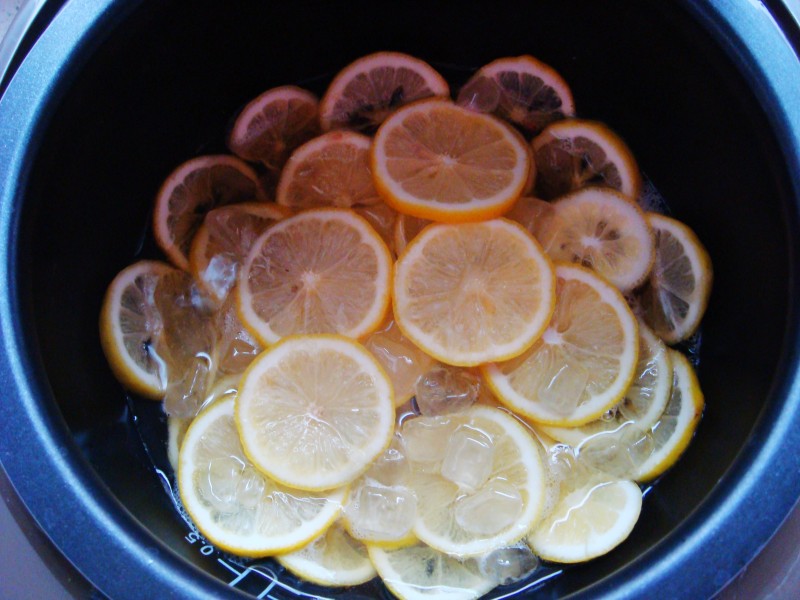 Steps for Making Lemon Paste [Rice Cooker Version]