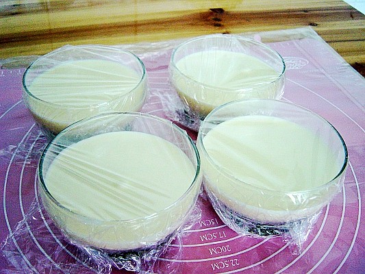 Step-by-Step Instructions for Making Mango Cheesecake Mousse Cup