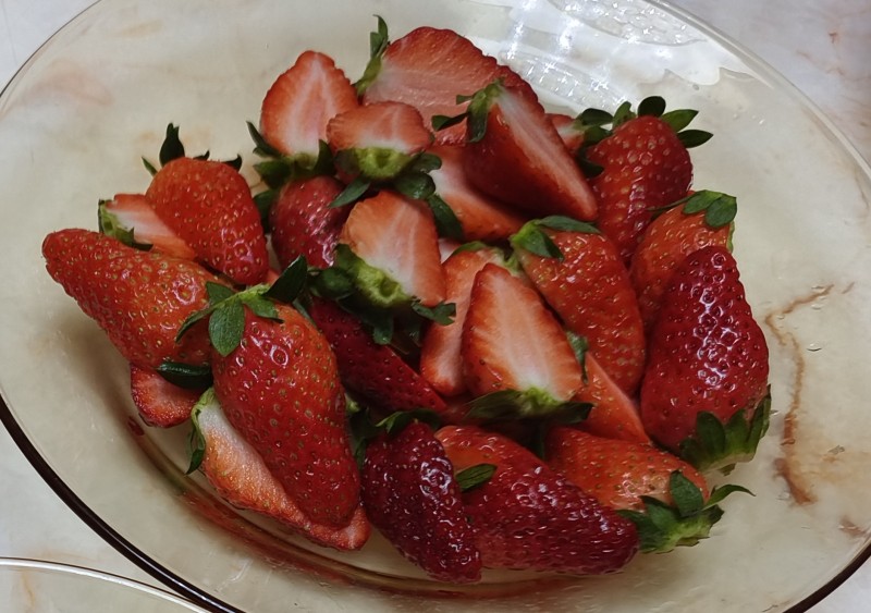 Step-by-Step Guide for Making 8-Inch Fruit Cream Cake