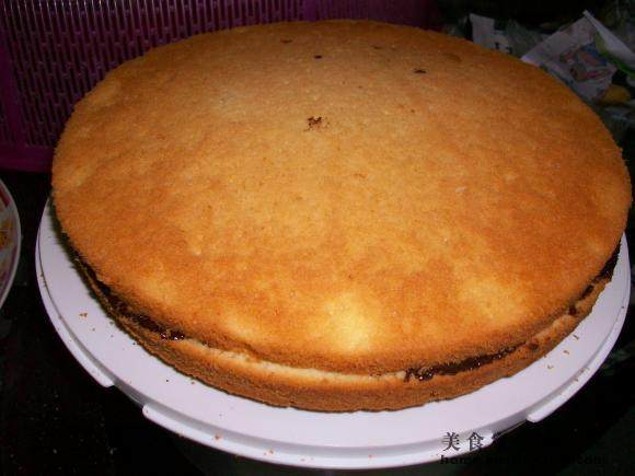 Steps for Making Chocolate Butter Cake for Dad's Birthday