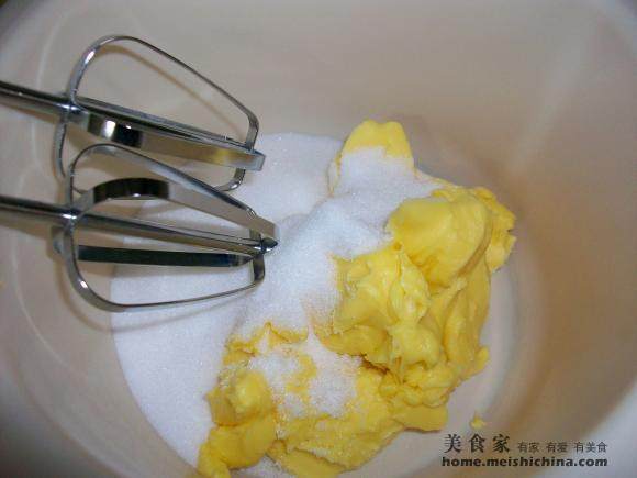 Steps for Making Chocolate Butter Cake for Dad's Birthday