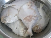 Steps for Making Braised Flatfish