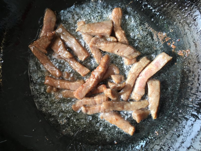 Steps for Cooking Stir-Fried Beef with Bell Peppers