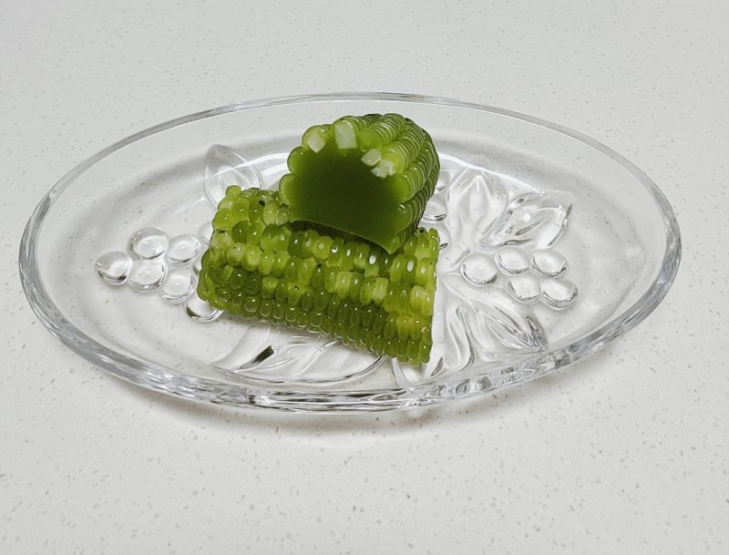 Steps for Making Creative Jade Corn (Shaped) Pigskin Jelly