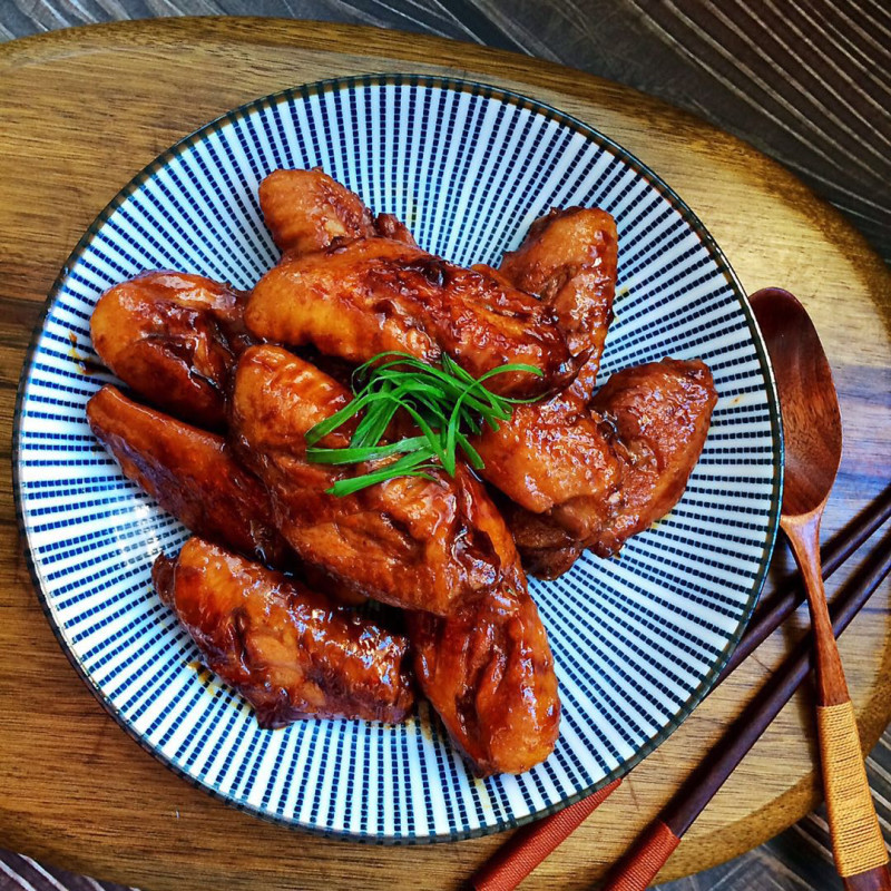 Steps for Making Soy Sauce Chicken Wings