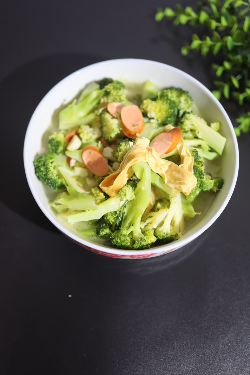 Clear Broth Broccoli