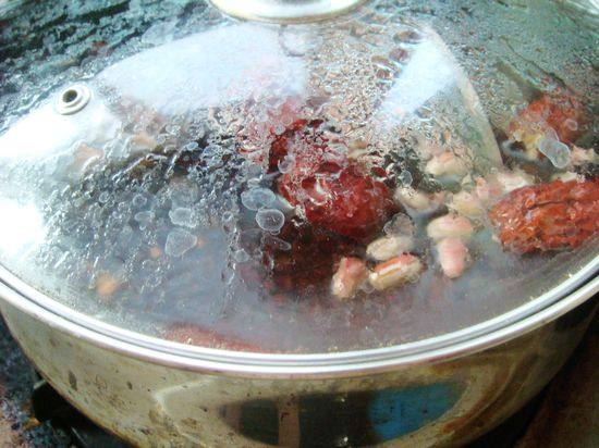 Steps for making Four Red Soup for Nourishing Qi and Blood