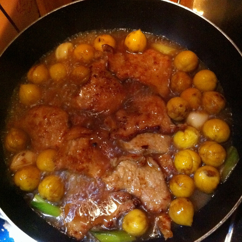 Steps for Pork Chop Braised with Chestnuts