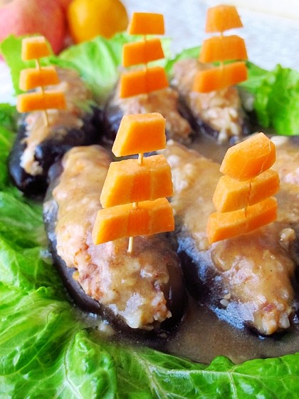 Smooth Sailing - Fresh Shrimp and Abalone Sauce Sea Cucumber