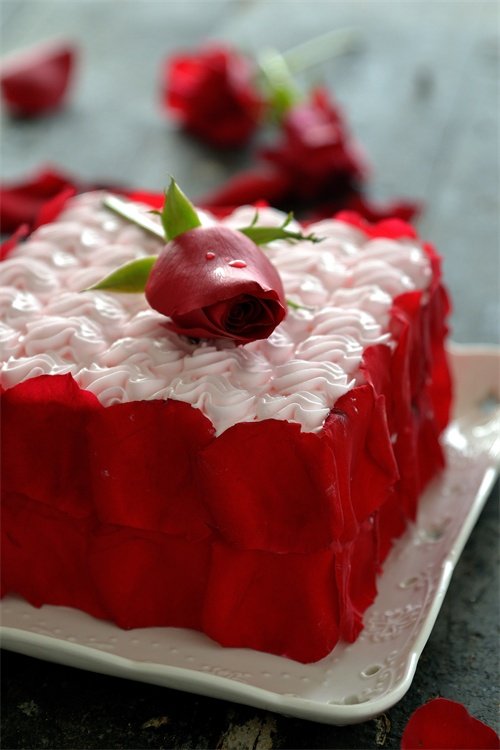 【Tomato Recipe】Rose Valentine's Day Cake - Sending a Rose Cake is Better Than Sending Roses