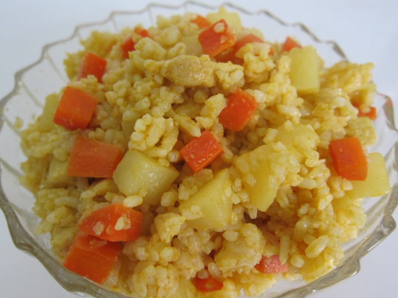 Turn Waste into Treasure: Curry Fried Rice with Meat - Cooking Steps