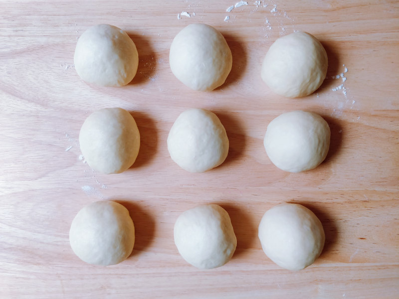 Cooking Steps for Egg Yolk, Pork Floss, Mashed Taro, and Red Bean Bun