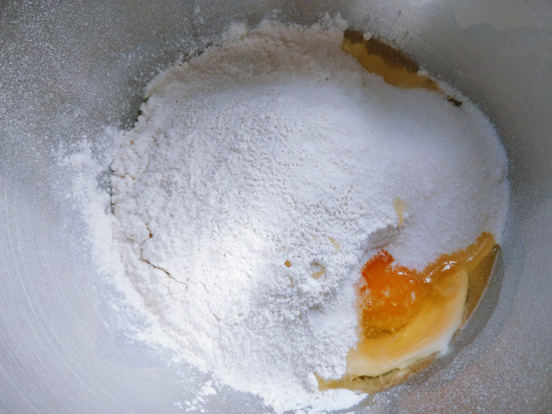 Cooking Steps for Egg Yolk, Pork Floss, Mashed Taro, and Red Bean Bun