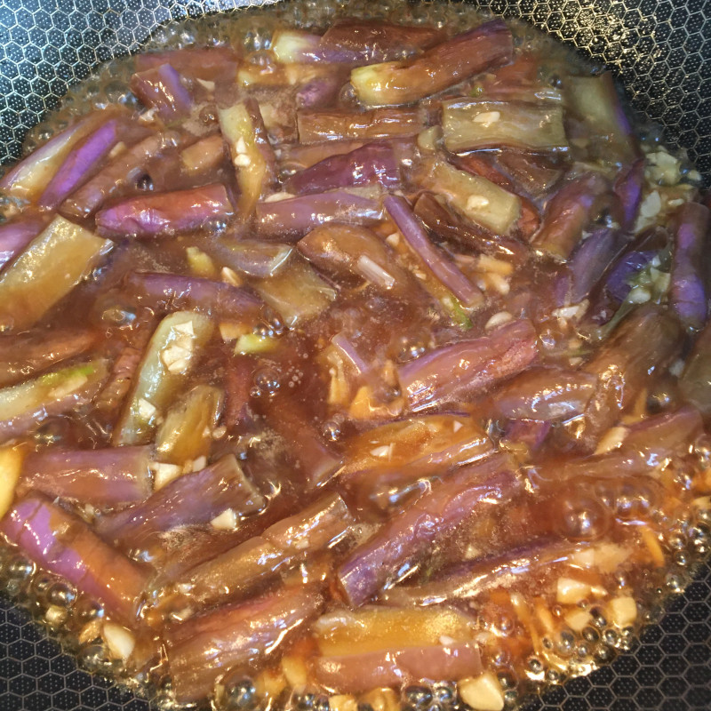 Steps for Sautéed Eggplant with Soybean Paste