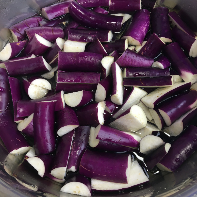 Steps for Sautéed Eggplant with Soybean Paste