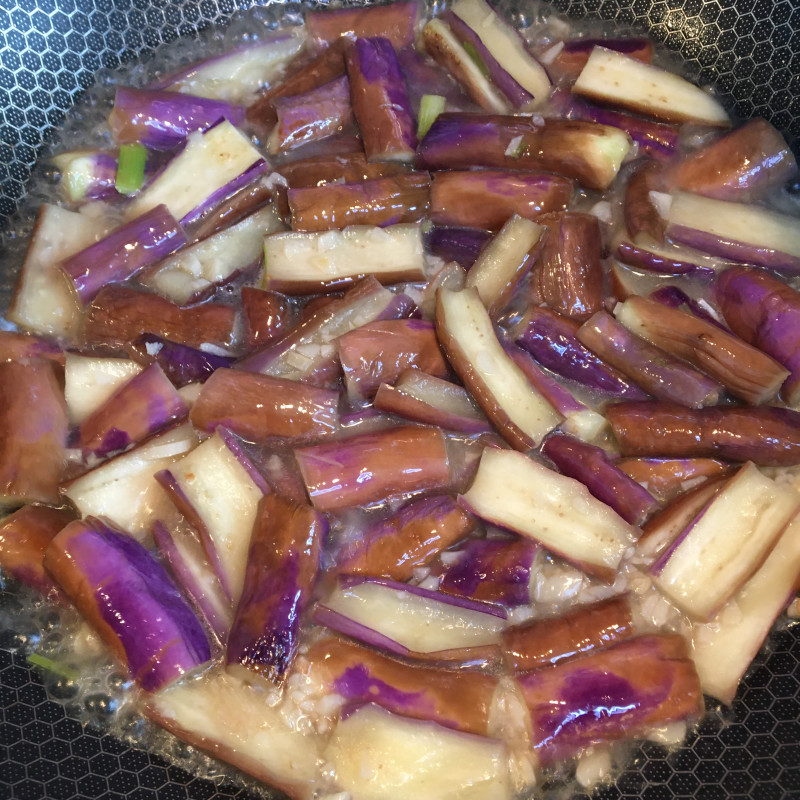 Steps for Sautéed Eggplant with Soybean Paste