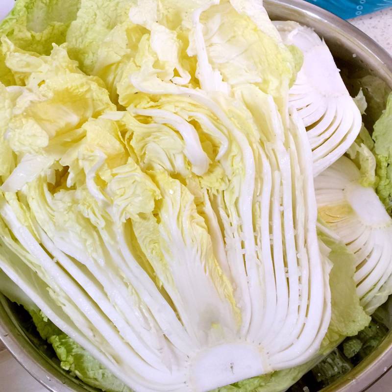 Steps for Making Spicy Cabbage