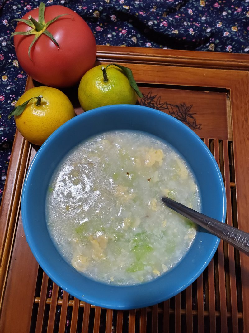 Steps for Making Fengjiang Egg Congee