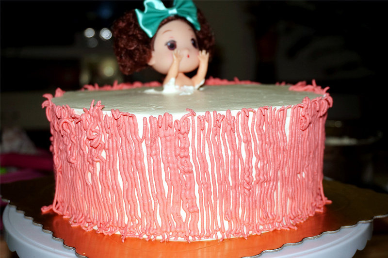 Steps for Making 8-Inch Bubble Bath Princess Cake